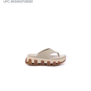 P448 BONDI Platform Thong Sandals Size 9 MSRP $185